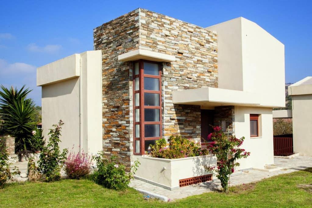 Oliviera Villa Лагомандра Экстерьер фото
