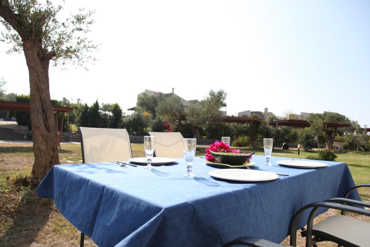 Oliviera Villa Лагомандра Экстерьер фото